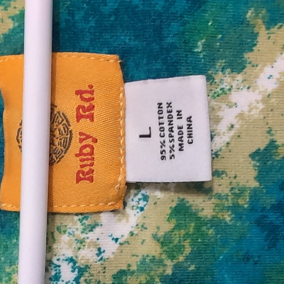 Ruby Rd. Women's top large - Picture 3 of 4